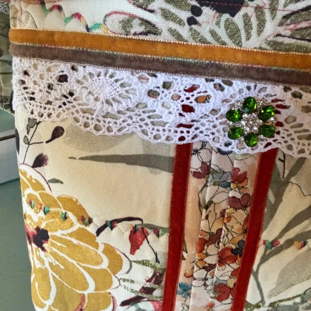 Handmade Floral Tote Bag with Lace & Velvet Trim - includes extras! - Picture 2 of 10